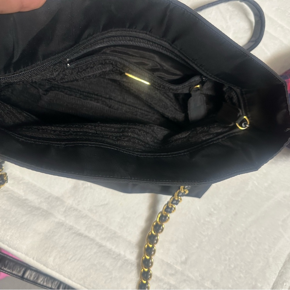 Black and Gold Structured Shoulder Bag with Chain Straps - Picture 10 of 12